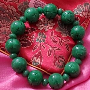 Burmese Green Jade Bead Stretch Bracelet